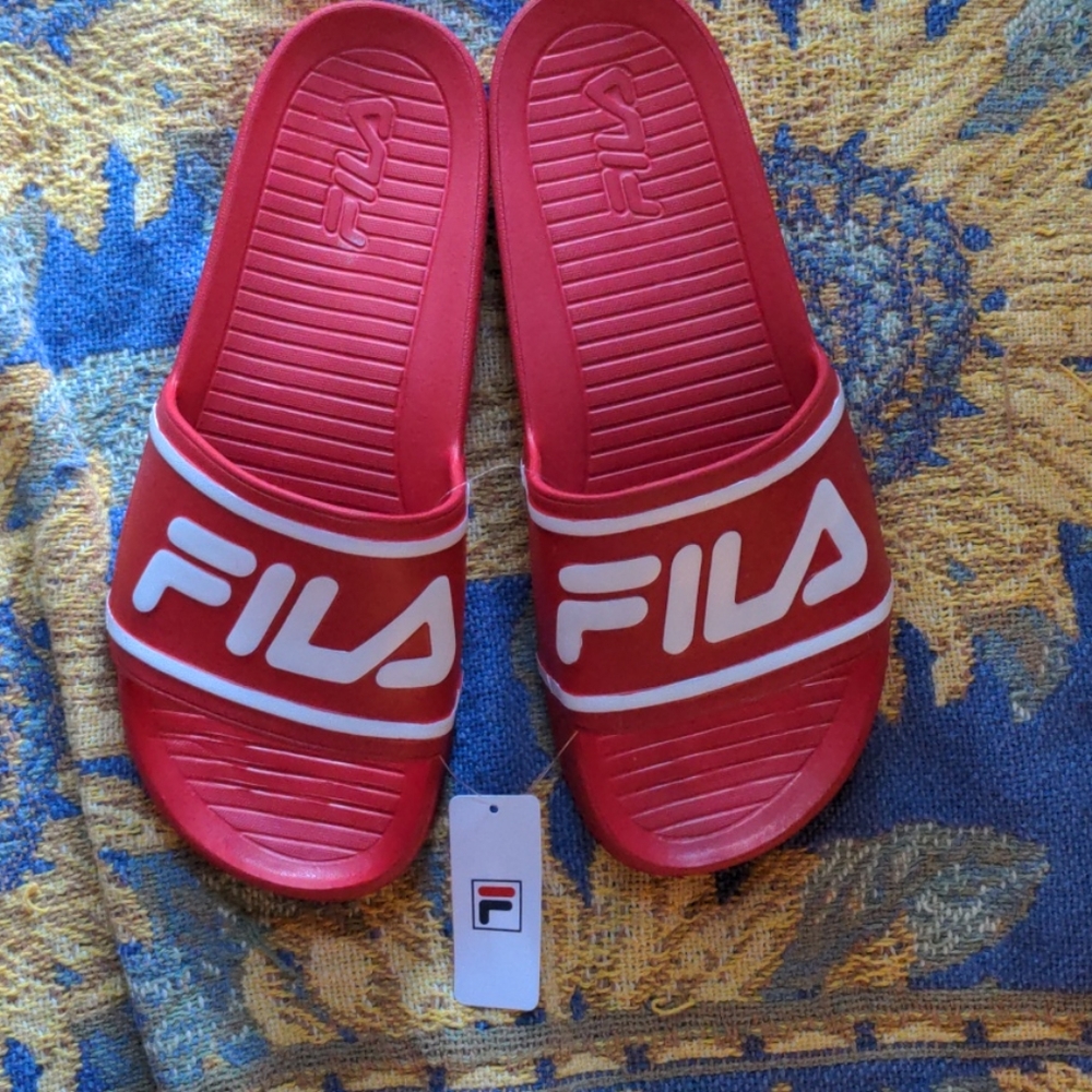 Fila Slides